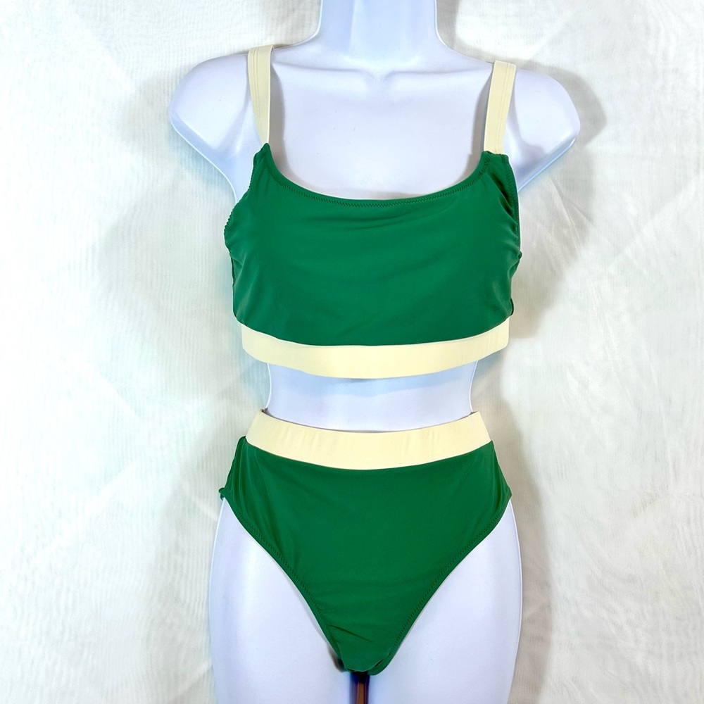 New Womans 2 Piece High Cut Bikini Swimsuit / Medium